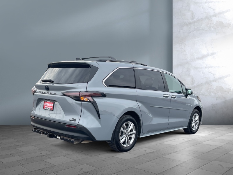 2023 Toyota Sienna