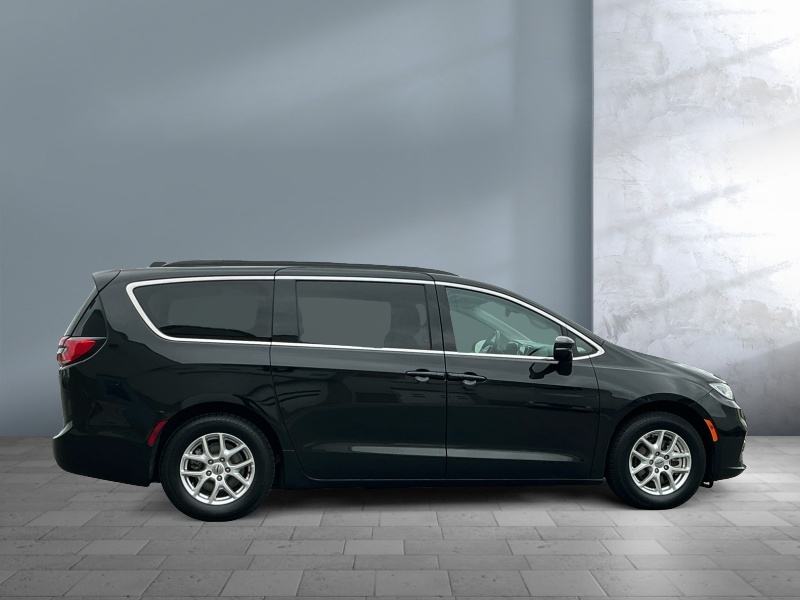 2022 Chrysler Pacifica