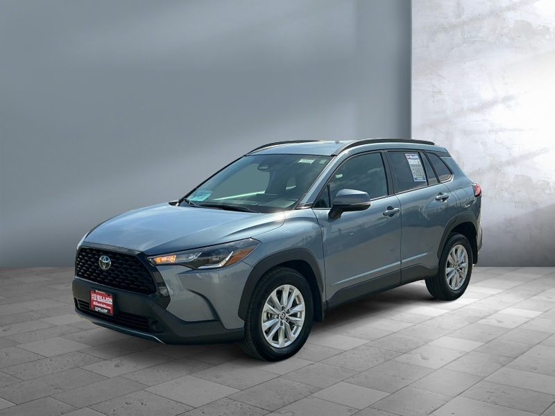 Used 2023 Toyota Corolla Cross LE Crossovers