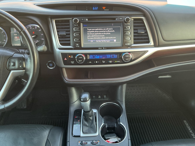 2015 Toyota Highlander