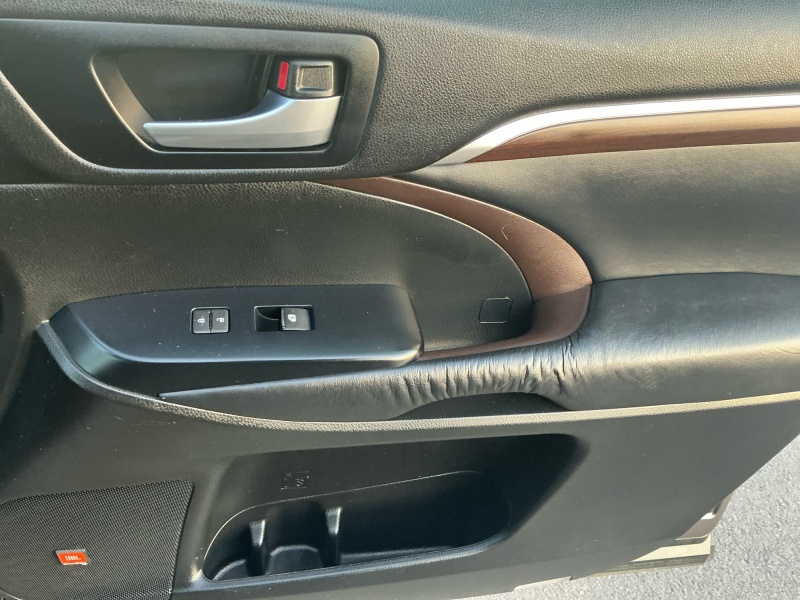 2015 Toyota Highlander