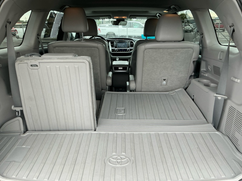 2017 Toyota Highlander