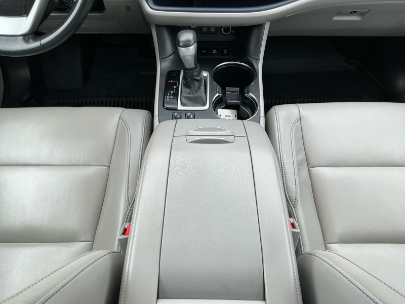 2017 Toyota Highlander
