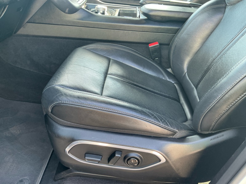 2023 Wagoneer L Wagoneer L