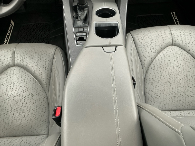 2019 Toyota Avalon