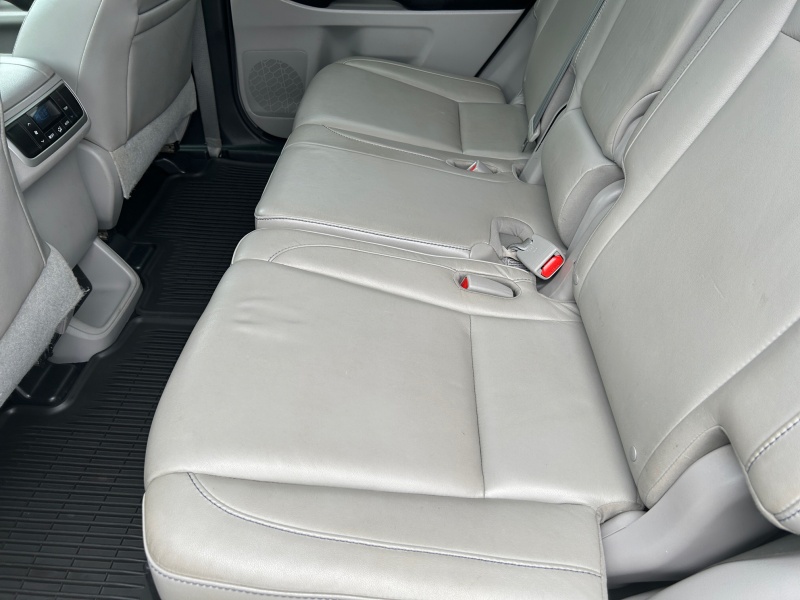 2016 Toyota Highlander