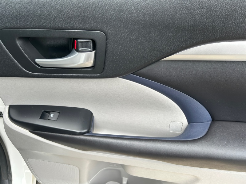 2016 Toyota Highlander