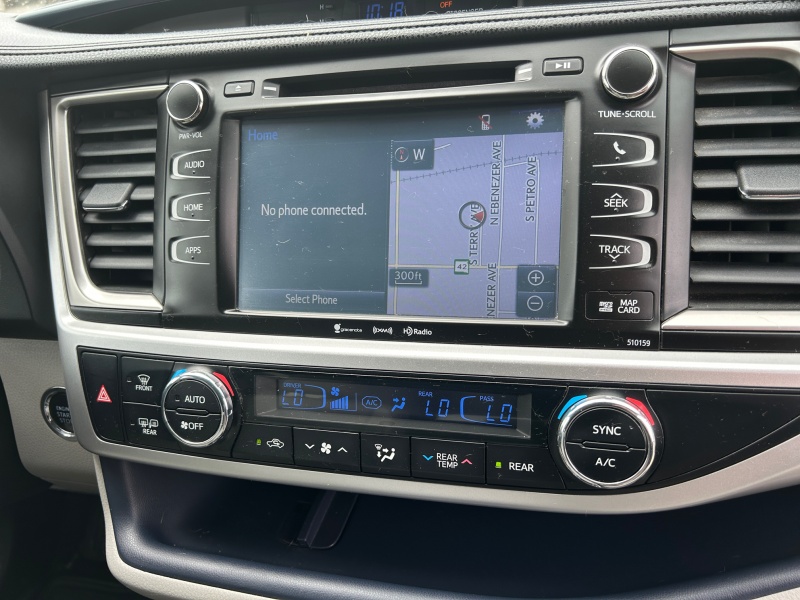 2016 Toyota Highlander