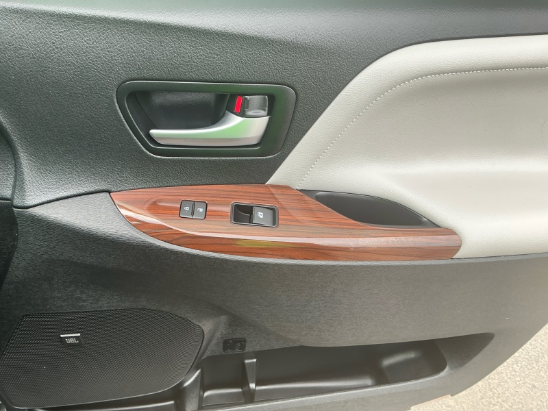 2020 Toyota Sienna
