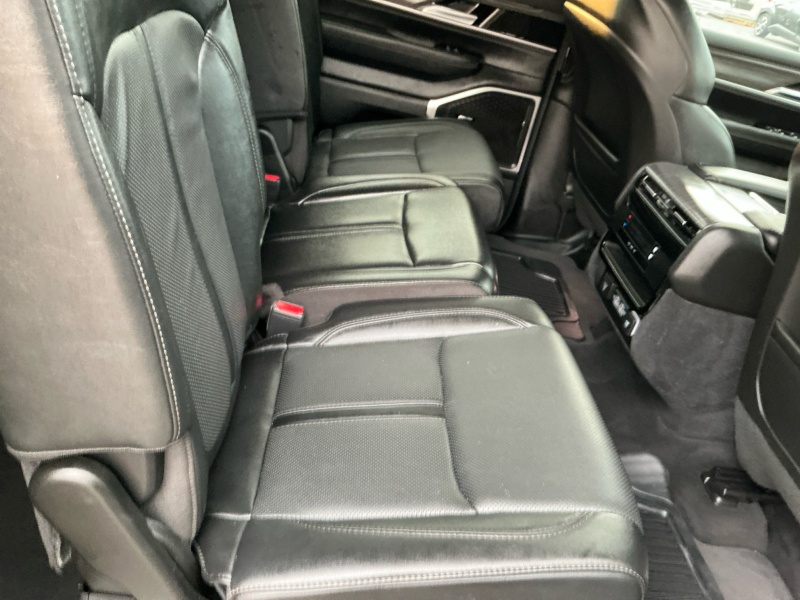 2023 Jeep Wagoneer L