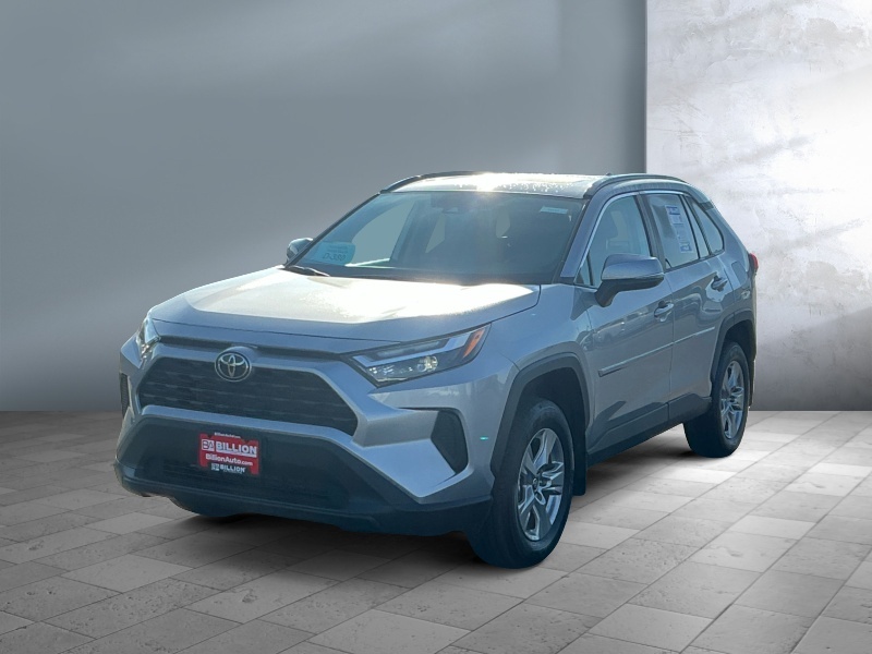 Used 2025 Toyota RAV4 XLE Crossovers