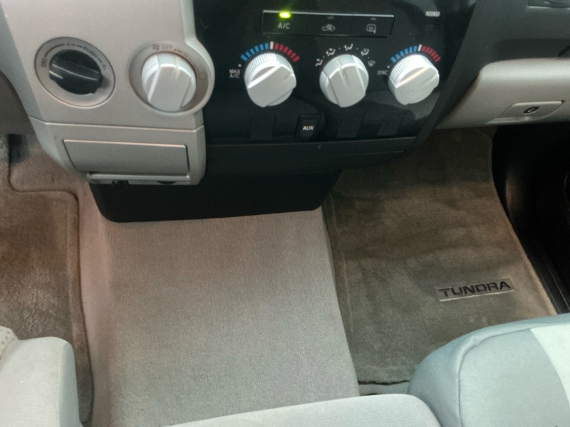 2009 Toyota Tundra 4WD Truck