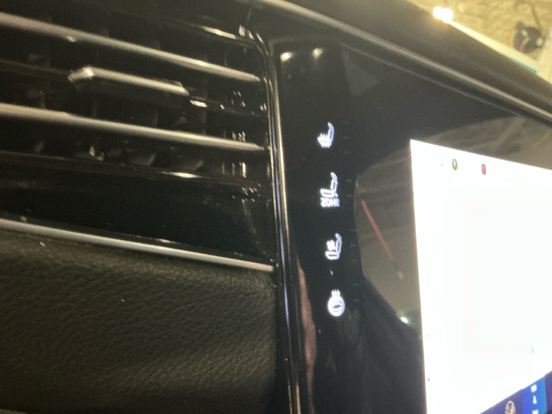 2023 Jeep Wagoneer L