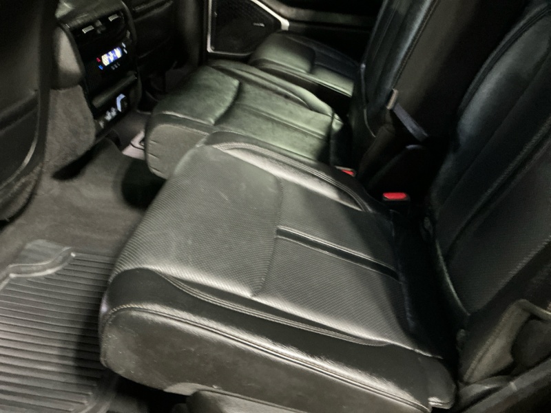 2023 Jeep Wagoneer L