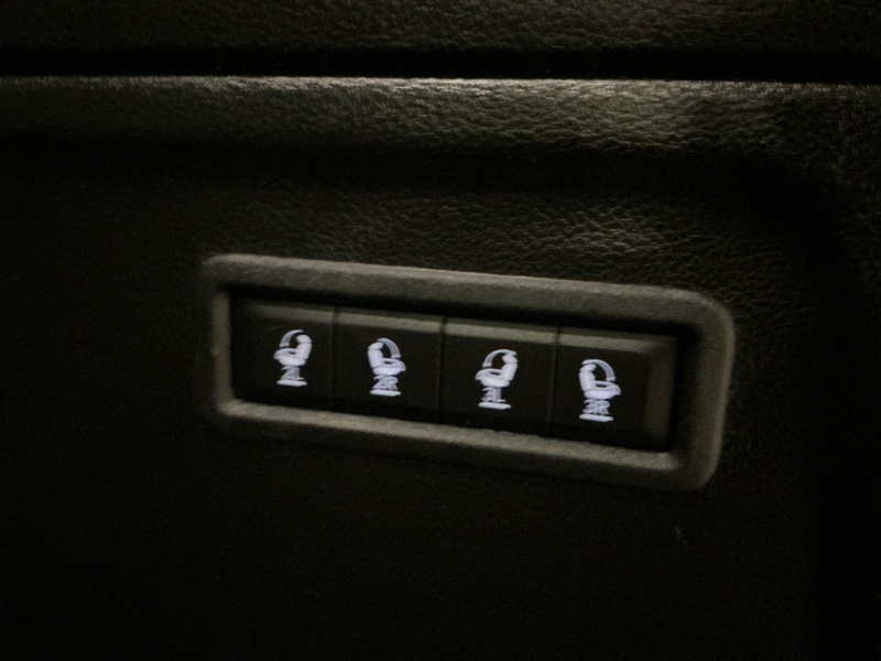 2023 Jeep Wagoneer L