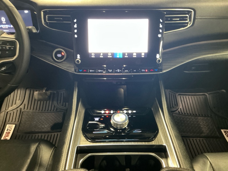 2023 Jeep Wagoneer L