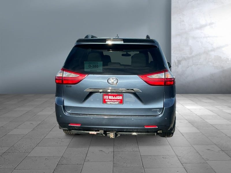 2017 Toyota Sienna