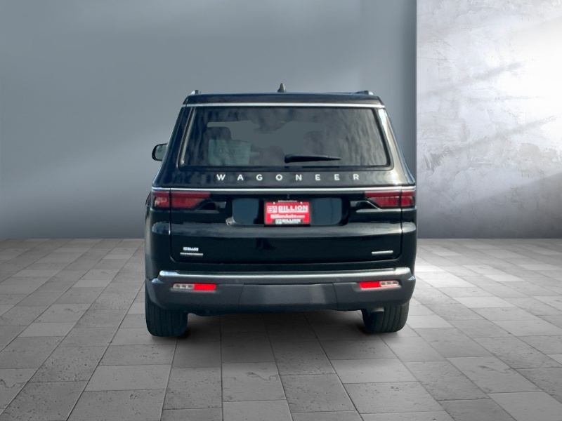 2022 Jeep Wagoneer