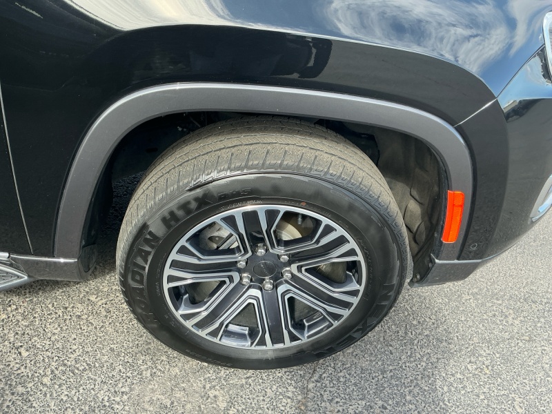 2022 Jeep Wagoneer