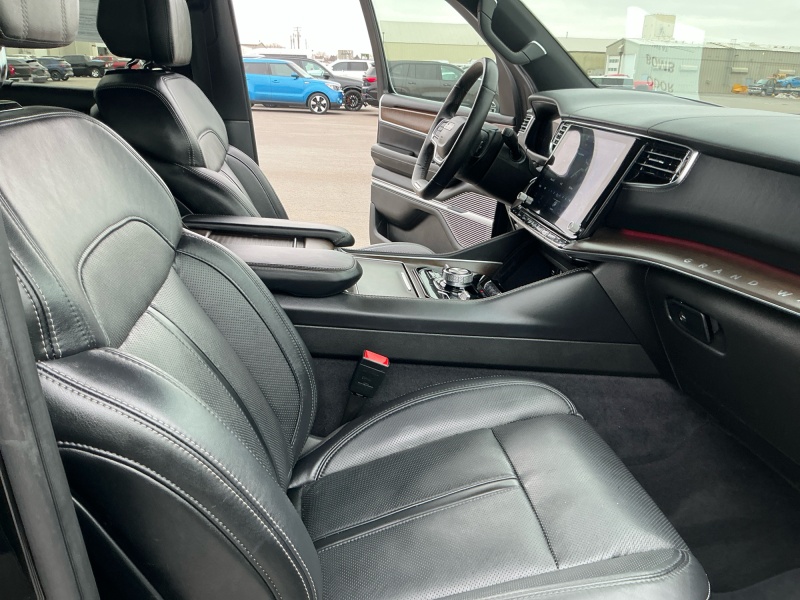 2024 Jeep Grand Wagoneer L