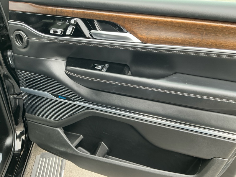 2024 Jeep Grand Wagoneer L