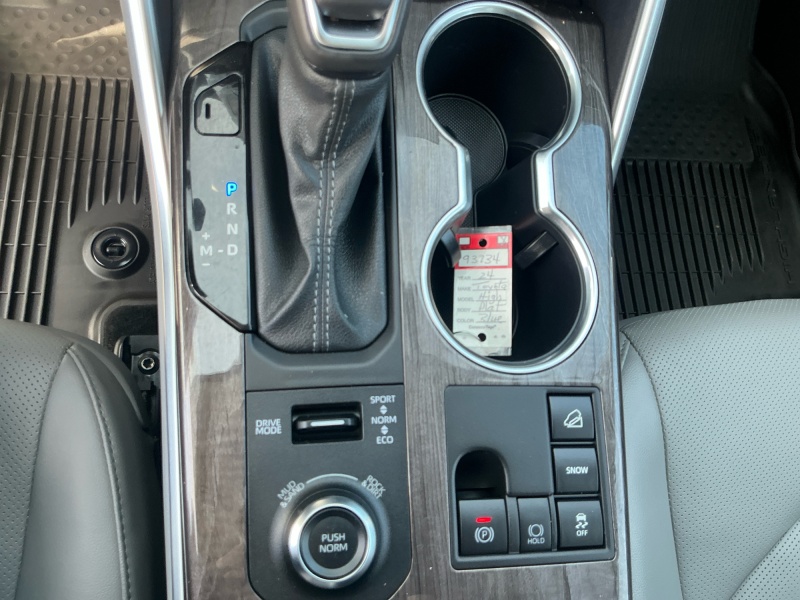 2024 Toyota Highlander