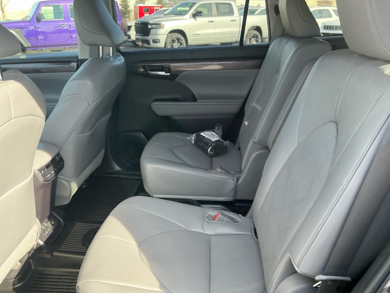 2024 Toyota Highlander