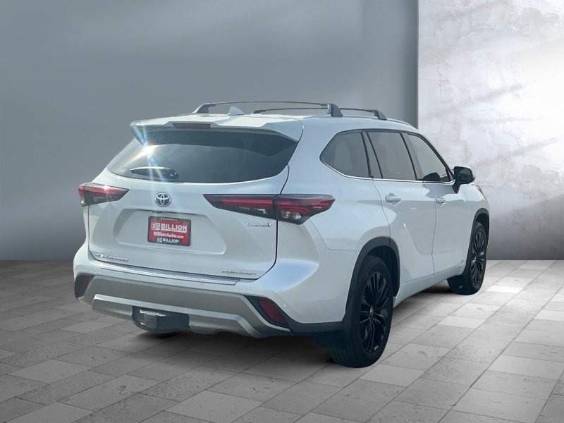 2024 Toyota Highlander