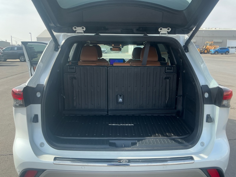 2024 Toyota Highlander