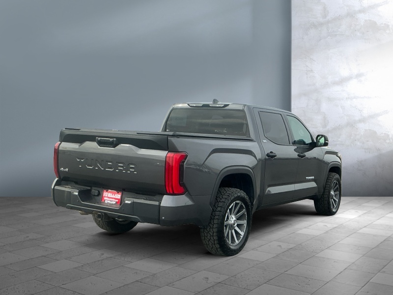 2023 Toyota Tundra 4WD