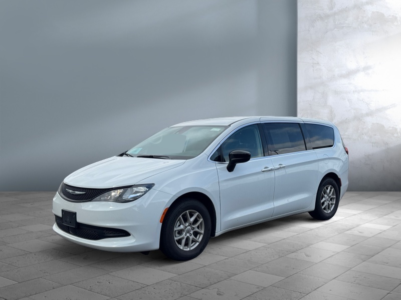 2024 Chrysler Voyager