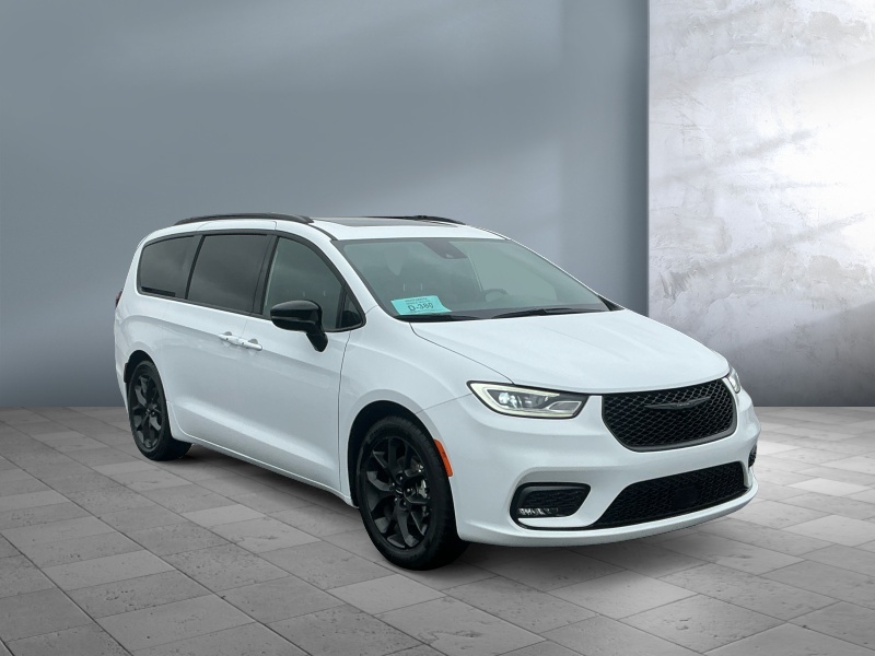 2025 Chrysler Pacifica