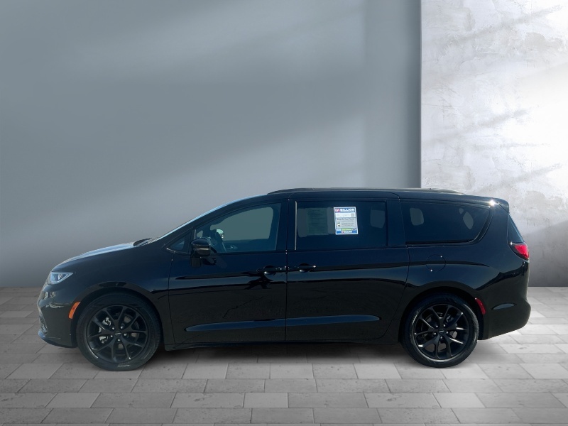 2025 Chrysler Pacifica