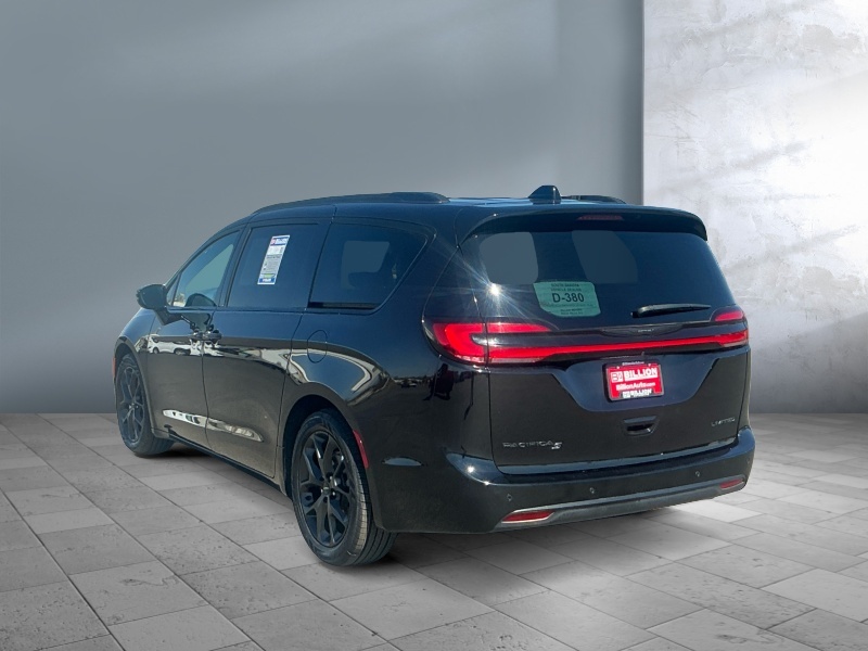 2025 Chrysler Pacifica