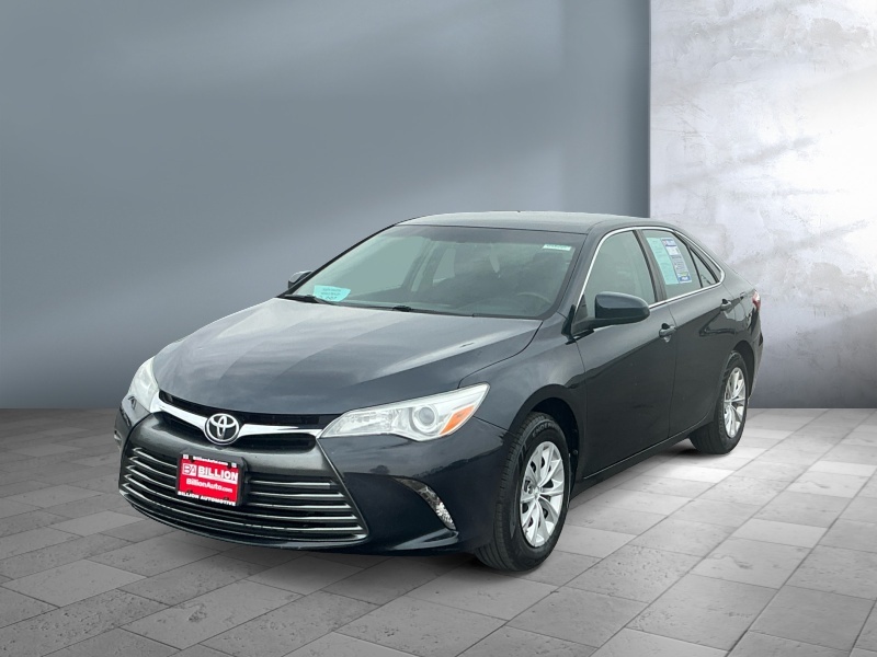Used 2017 Toyota Camry LE Cars