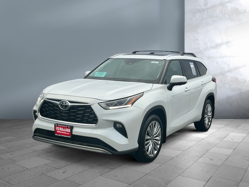 Used 2023 Toyota Highlander Platinum SUVs
