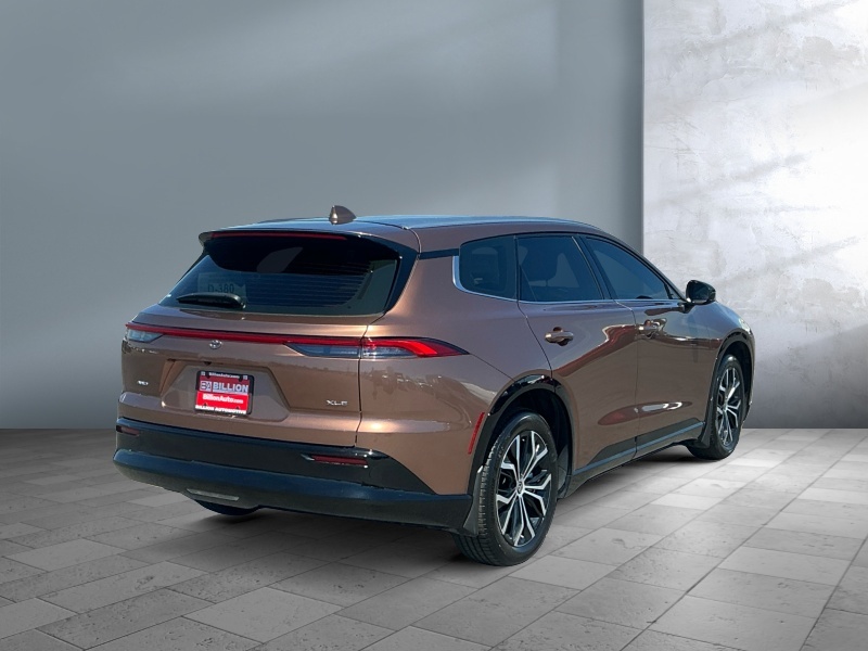 2025 Toyota Crown Signia