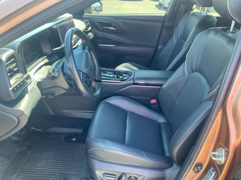 2025 Toyota Crown Signia