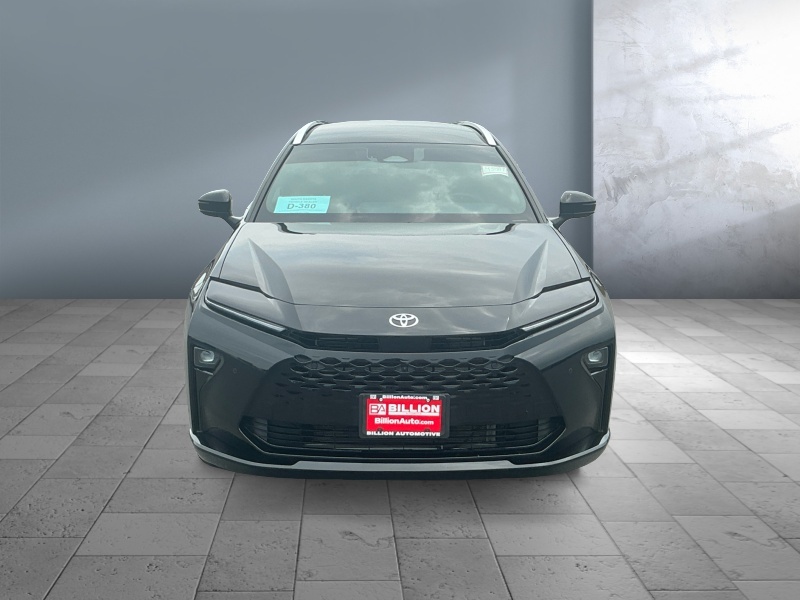 2025 Toyota Crown Signia