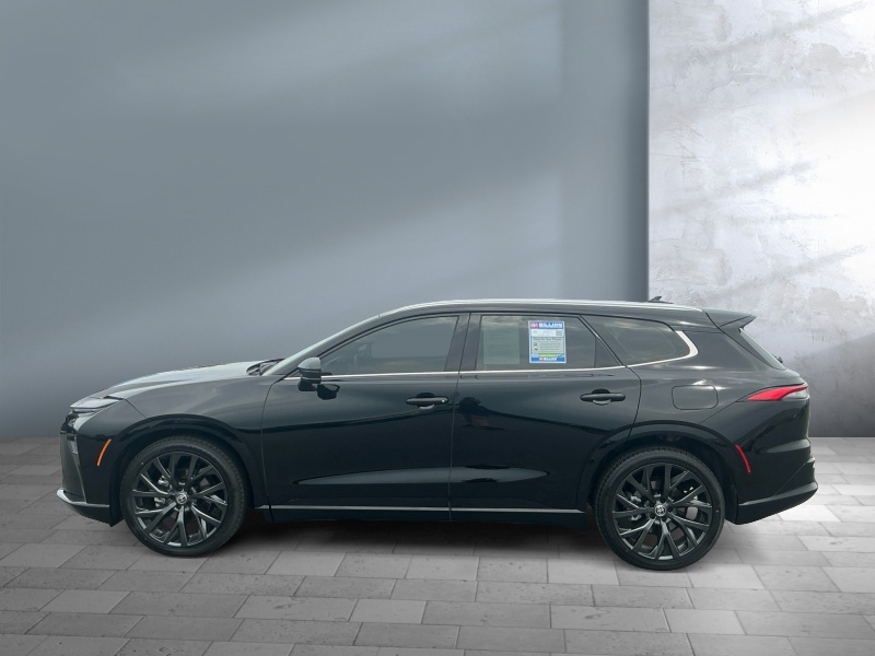 2025 Toyota Crown Signia