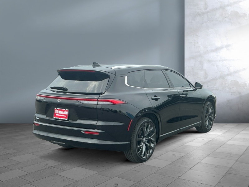 2025 Toyota Crown Signia