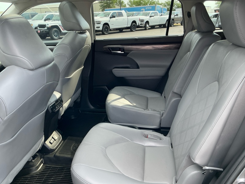 2023 Toyota Highlander
