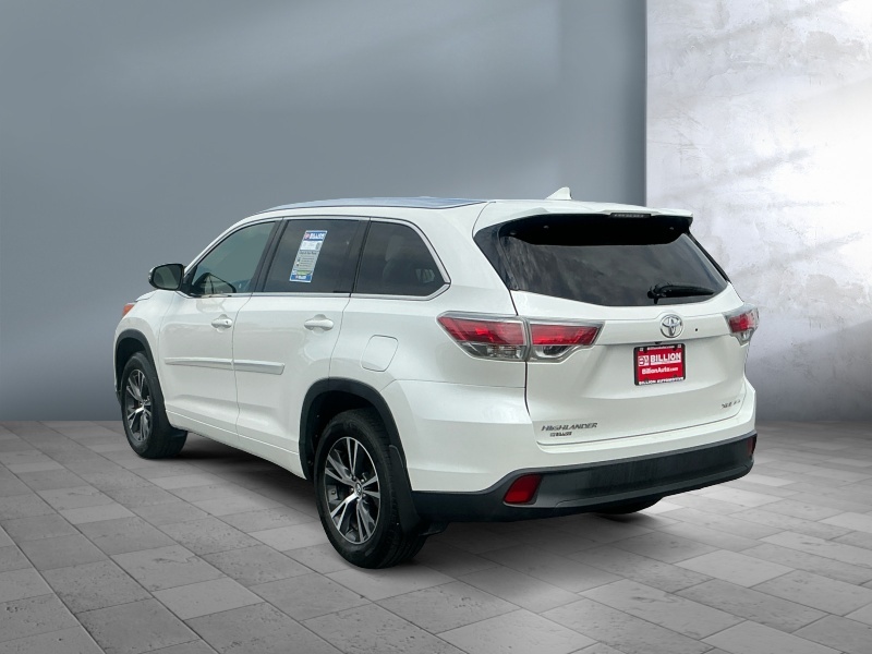 2016 Toyota Highlander