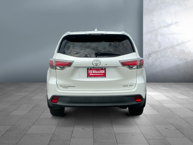 2016 Toyota Highlander