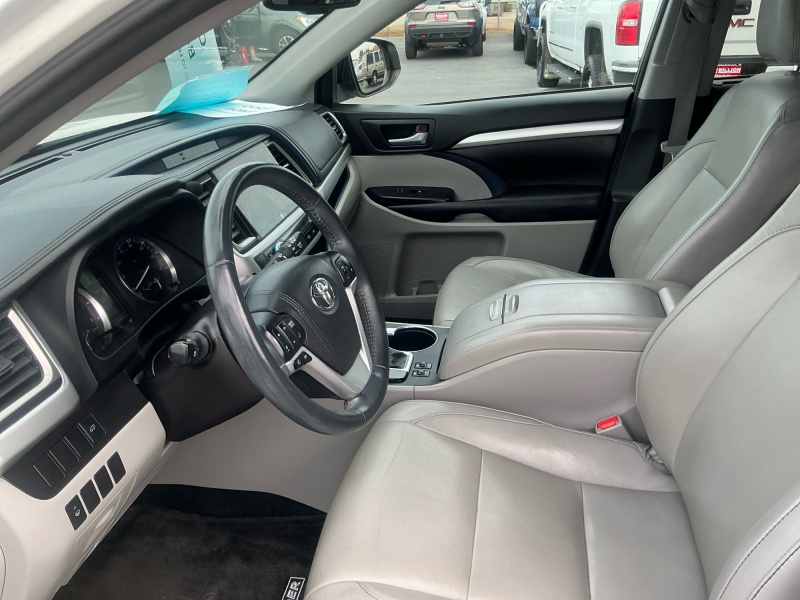 2016 Toyota Highlander