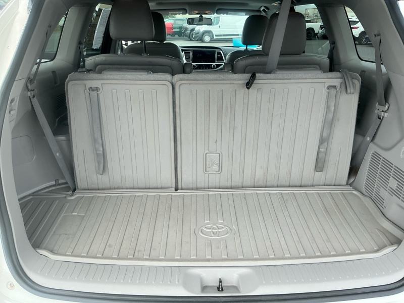2016 Toyota Highlander
