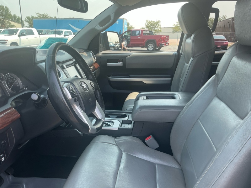 2014 Toyota Tundra 4WD Truck
