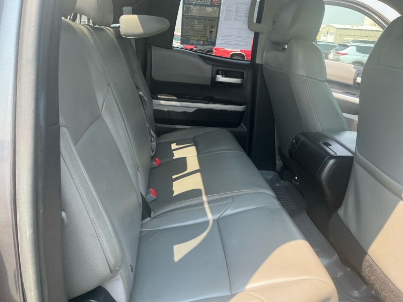 2014 Toyota Tundra 4WD Truck