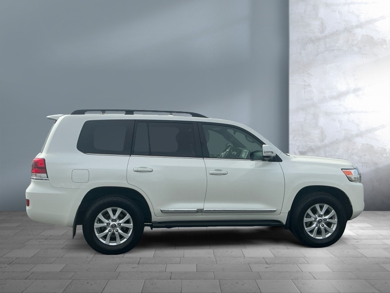2020 Toyota Land Cruiser