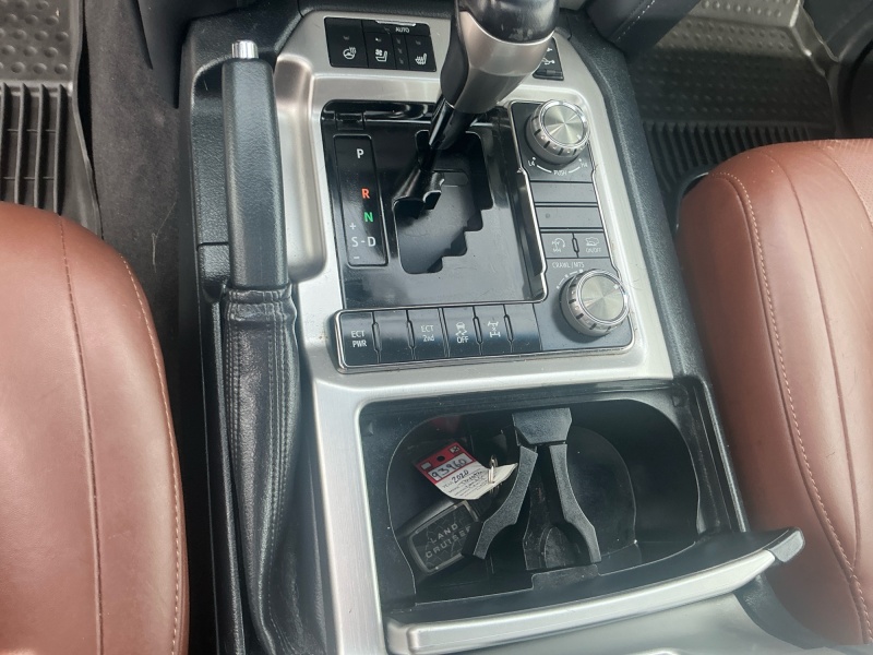 2020 Toyota Land Cruiser